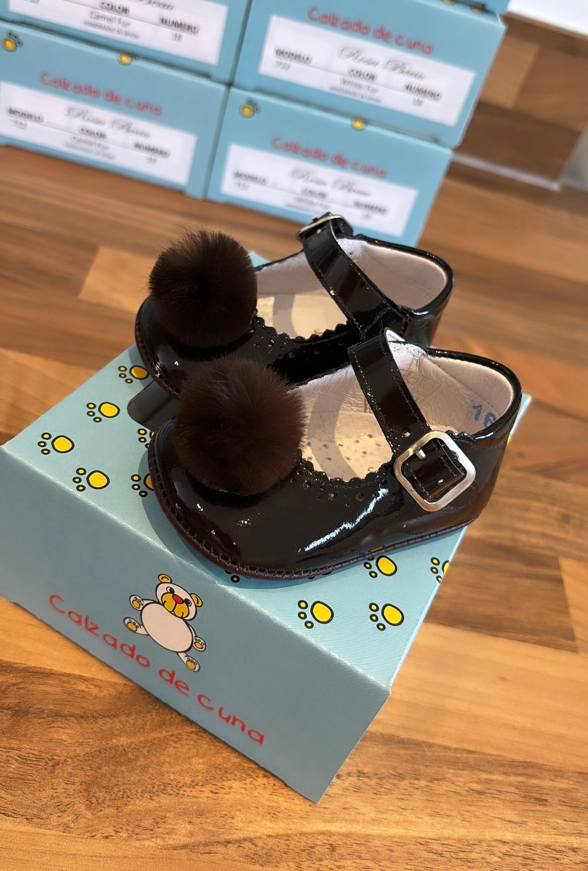 Soft sole baby pom pom shoes